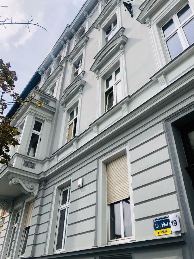 Apartament Flaming Deluxe Z Balkonem - Scisle Centrum Naprzeciwko Pkp I Pks - Self Check In - Darmowy Parking - Pozne Wymeldowanie Do 12 - Wystawiamy Fv オポーレ エクステリア 写真